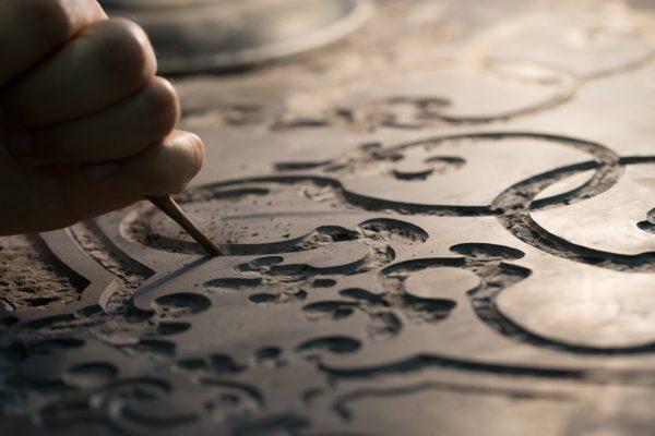 Alchimie di colori. L’arte della Scagliola