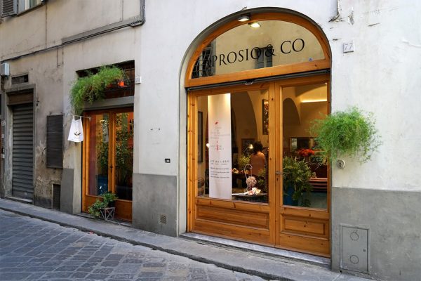 Artigiane in squadra: Aprosio ospita le creazioni dell’artista giapponese Minako Shimonagase