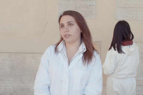 Un cantiere-scuola in aiuto ai restauratoria far risplendere l’ingresso del Chiostro Grande della Basilica della SS Annunziata