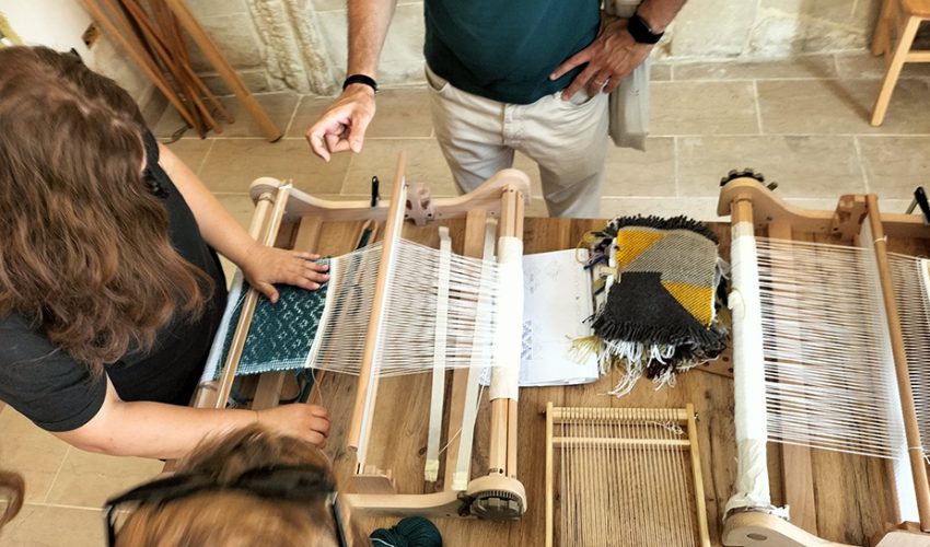 A Lecce, il  laboratorio di tessitura “a fiocco”