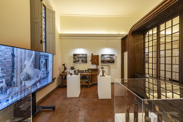 Una mostra fotografica di Guido Cozzi inaugura le sale espositive dell’Istituto de’ Bardi di Firenze